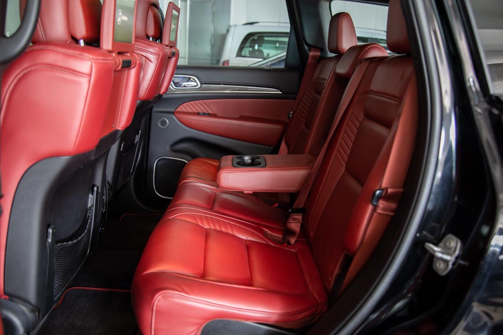 Jeep Grand Cherokee SRT