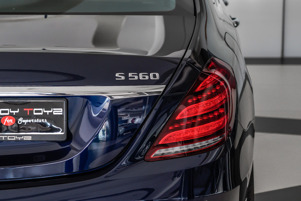 MERCEDES MAYBACH S560