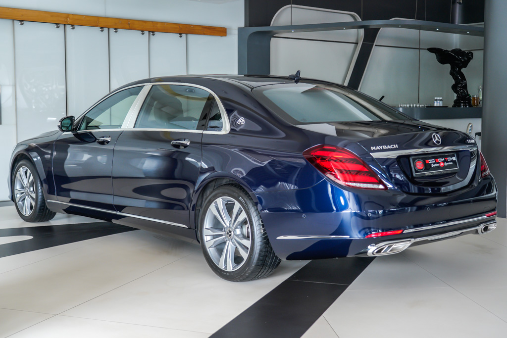 MERCEDES MAYBACH S560