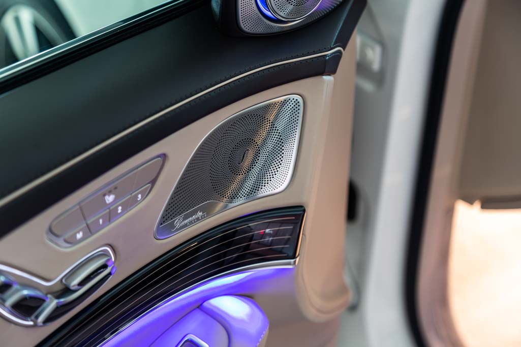 Mercedes Maybach S560