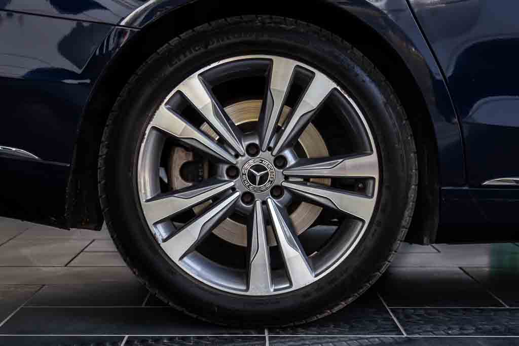 Mercedes Maybach S560