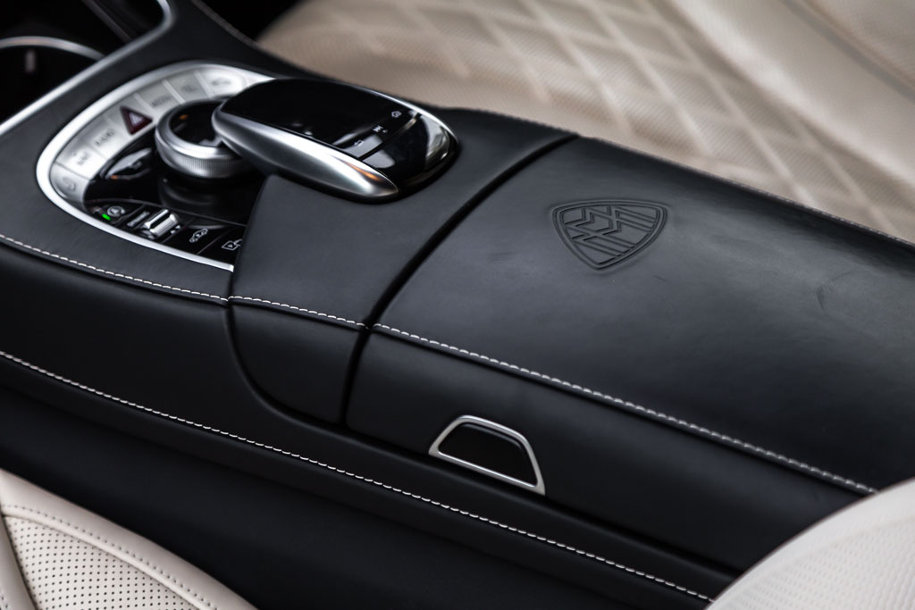 Mercedes Maybach S560