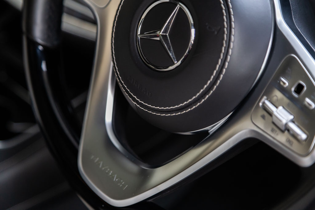 Mercedes Maybach S560