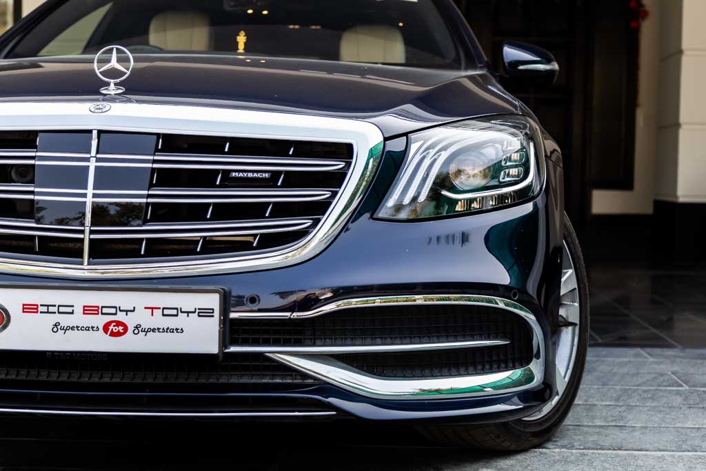 Mercedes Maybach S560