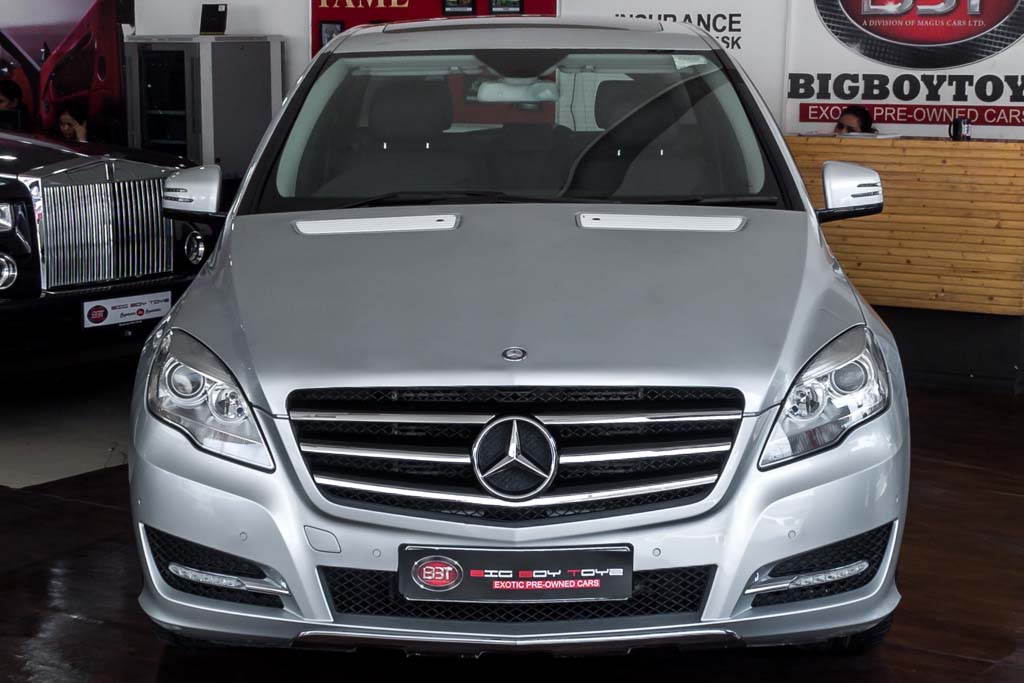 Mercedes-Benz R350 CDI 4Matic front view