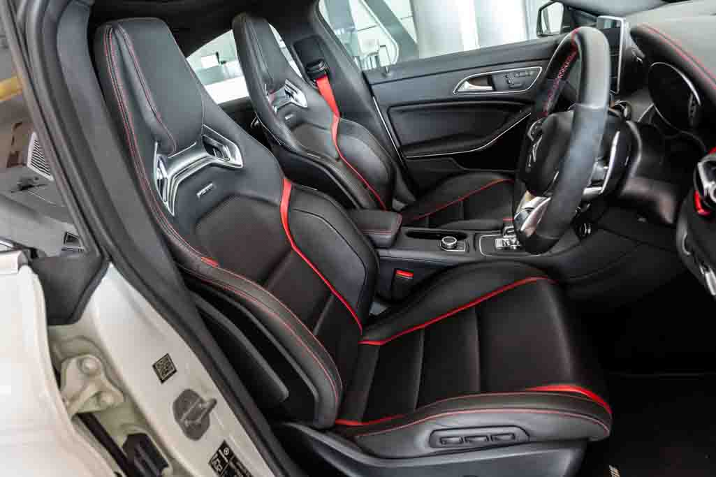 Mercedes-Benz CLA 45 AMG