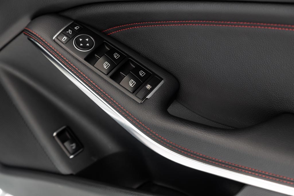 Mercedes-Benz CLA 45 AMG