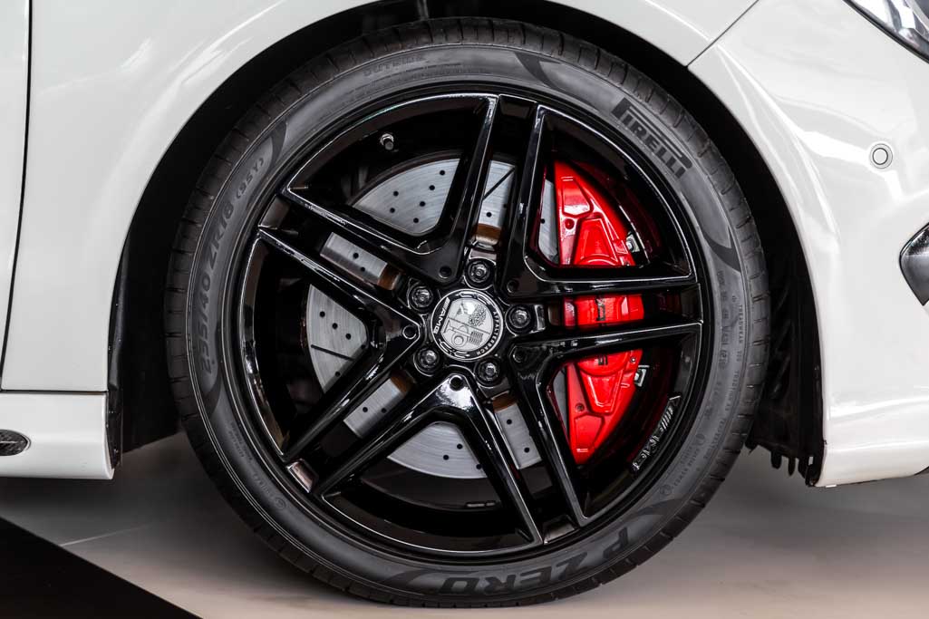 Mercedes-Benz CLA 45 AMG