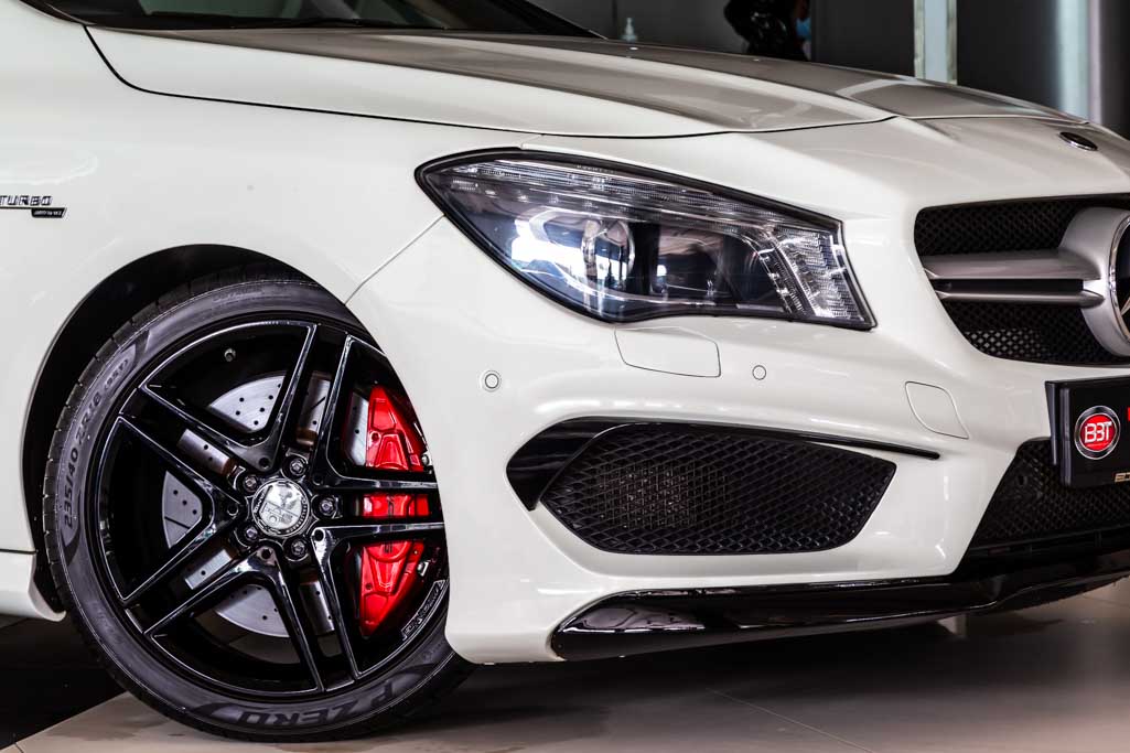 Mercedes-Benz CLA 45 AMG
