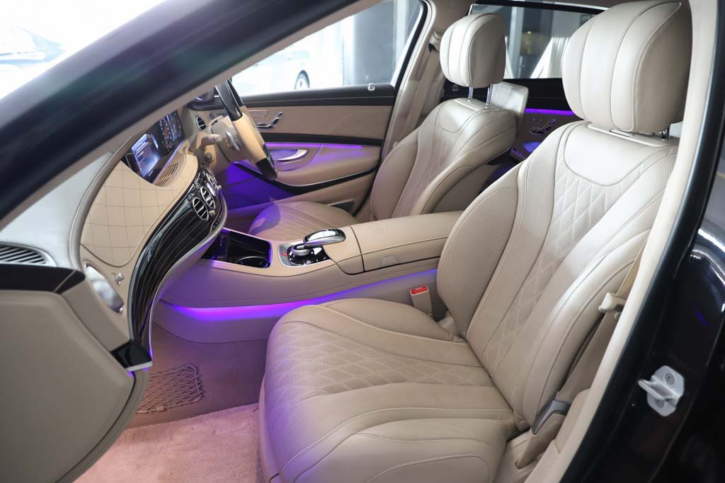 Mercedes Maybach S560