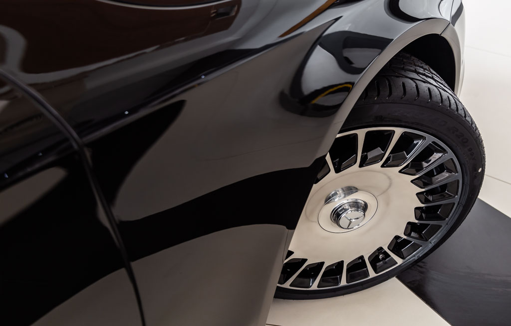 Mercedes Maybach S560