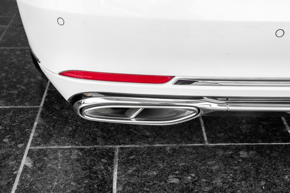 Mercedes Maybach S560