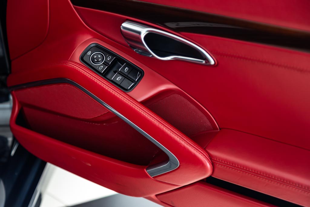 Porsche 911 Carrera S 'Manual'