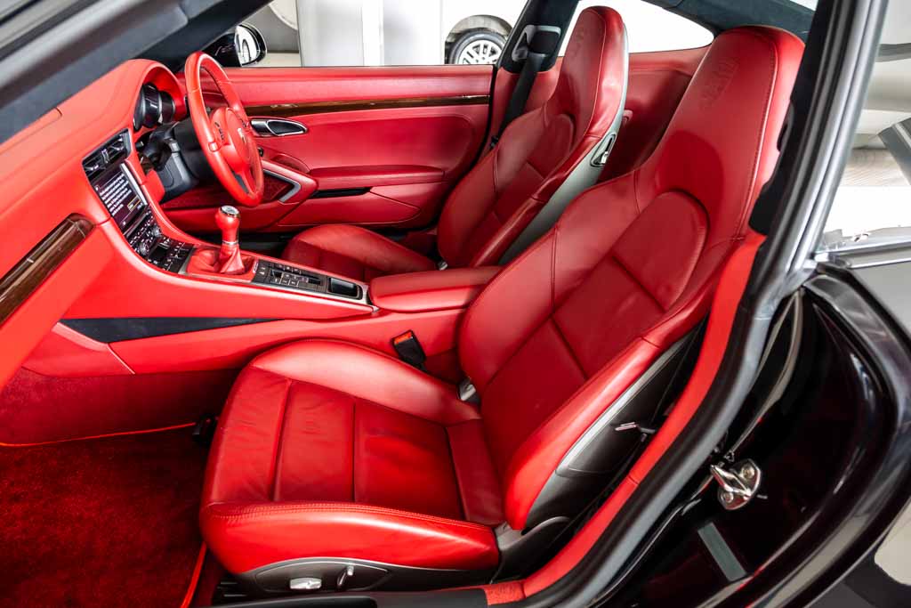 Porsche 911 Carrera S 'Manual'
