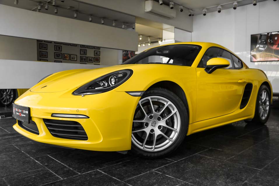 Porsche 718 Cayman 