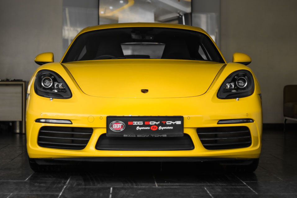Porsche 718 Cayman 