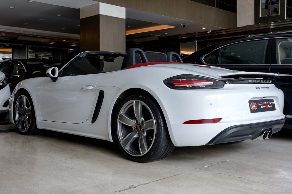 Porsche 718 Boxster