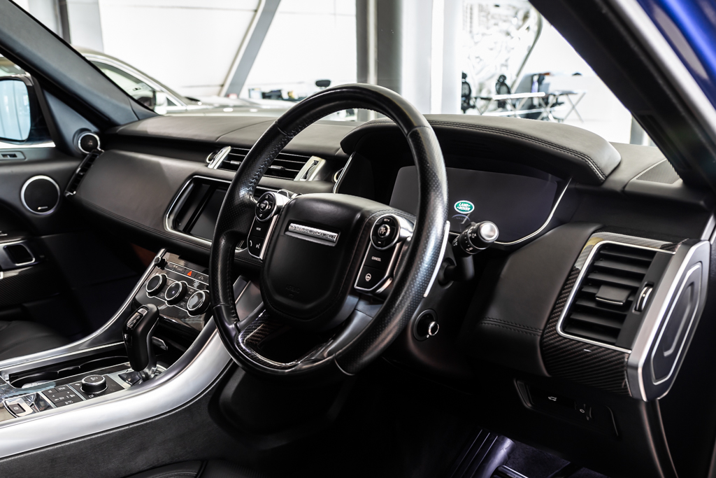 Range Rover Sport SVR