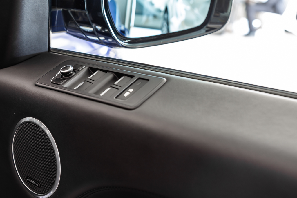 Range Rover Sport SVR