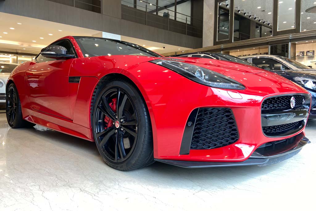 Jaguar F-Type SVR 