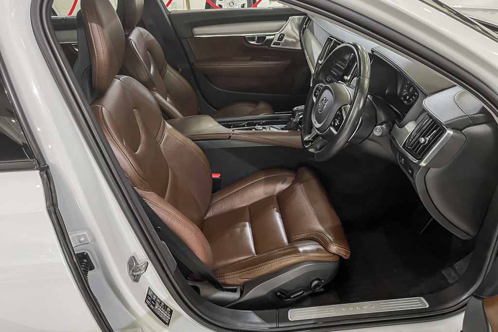 Volvo V90 Cross Country Inscription