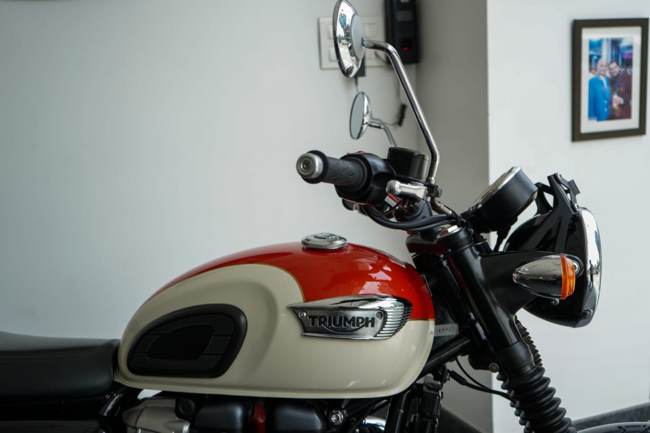 Triumph Bonneville T100