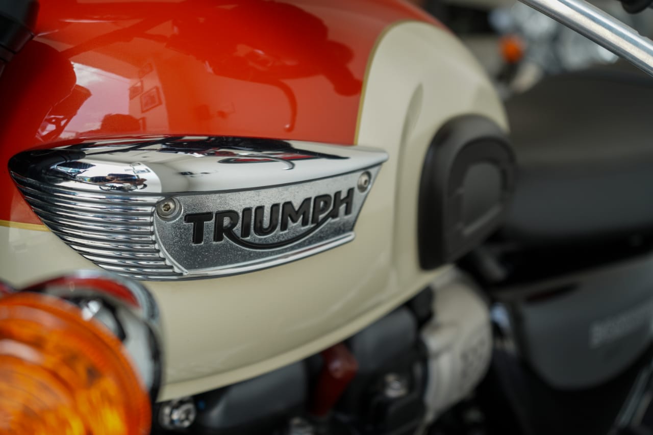 Triumph Bonneville T100