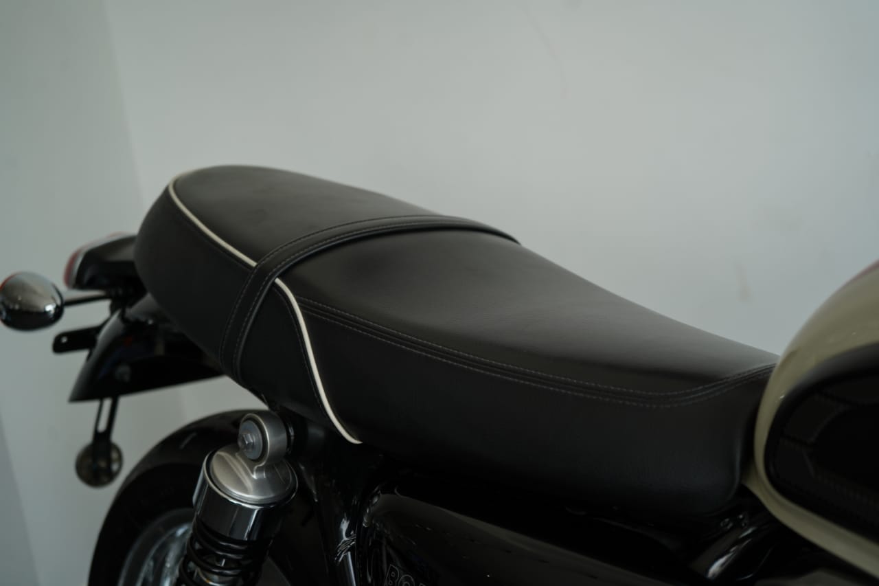 Triumph Bonneville T100