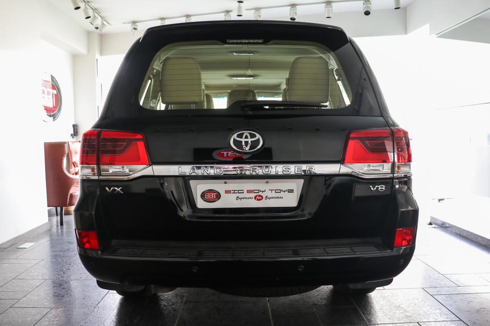 Toyota Land Cruiser LC200 VX