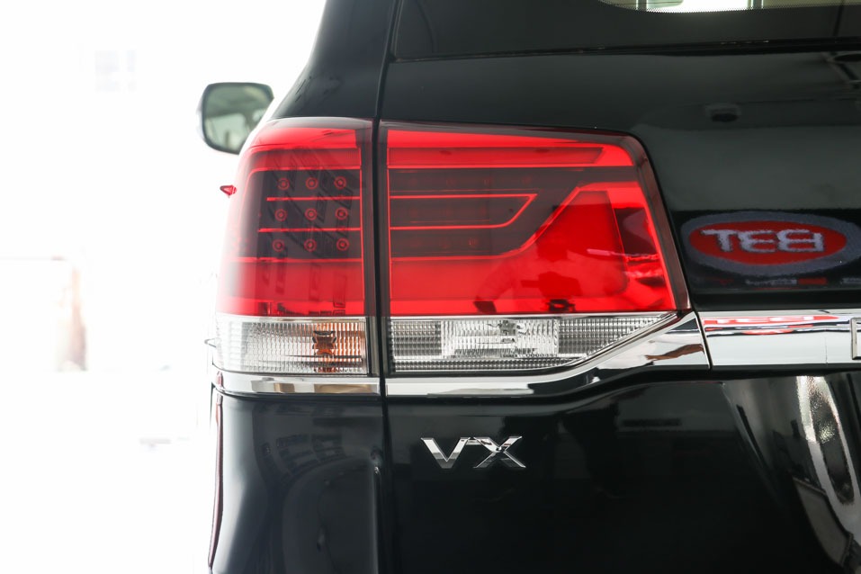 Toyota Land Cruiser LC200 VX