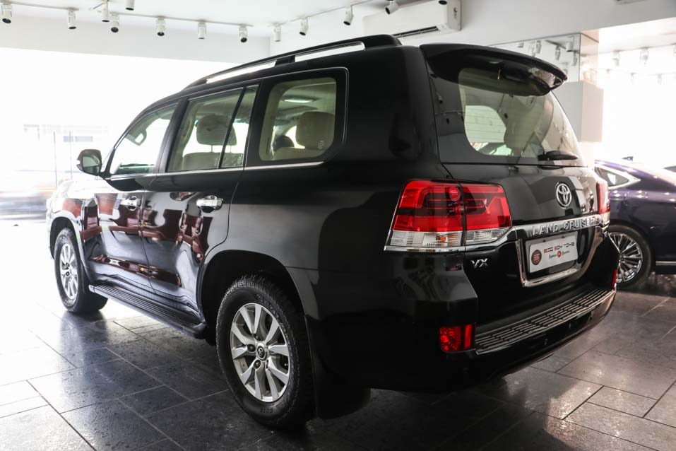 Toyota Land Cruiser LC200 VX