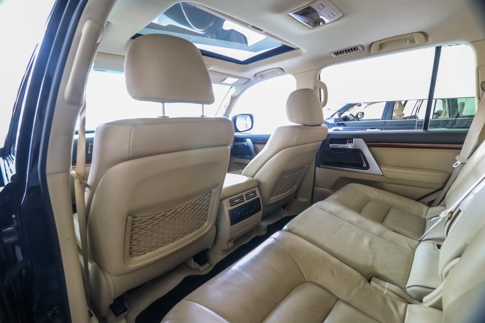 Toyota Land Cruiser LC200 VX