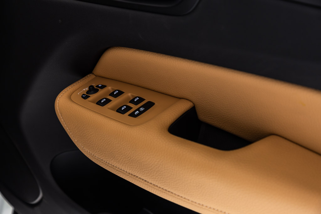 Volvo XC60 Momentum
