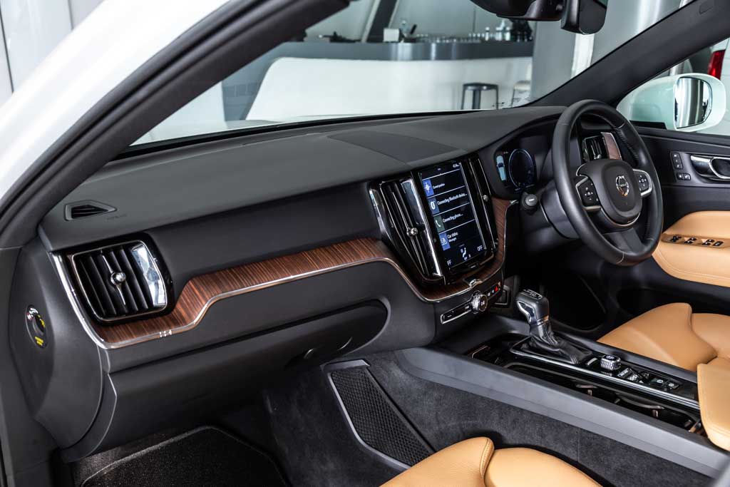 Volvo XC60 Momentum