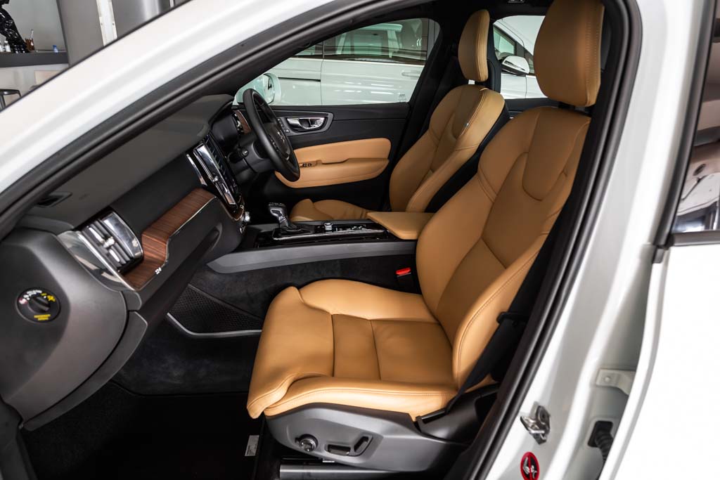 Volvo XC60 Momentum