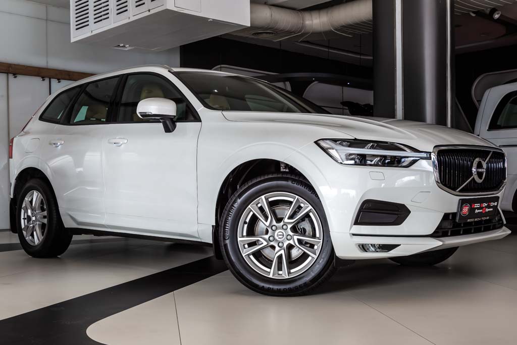 Volvo XC60 Momentum
