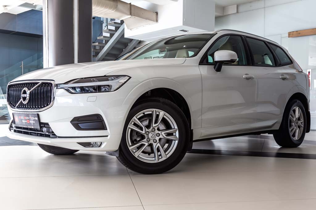 Volvo XC60 Momentum