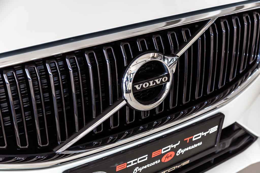 Volvo XC60 Momentum