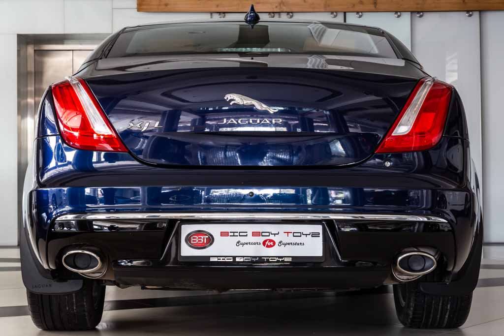 Jaguar XJL Portfolio