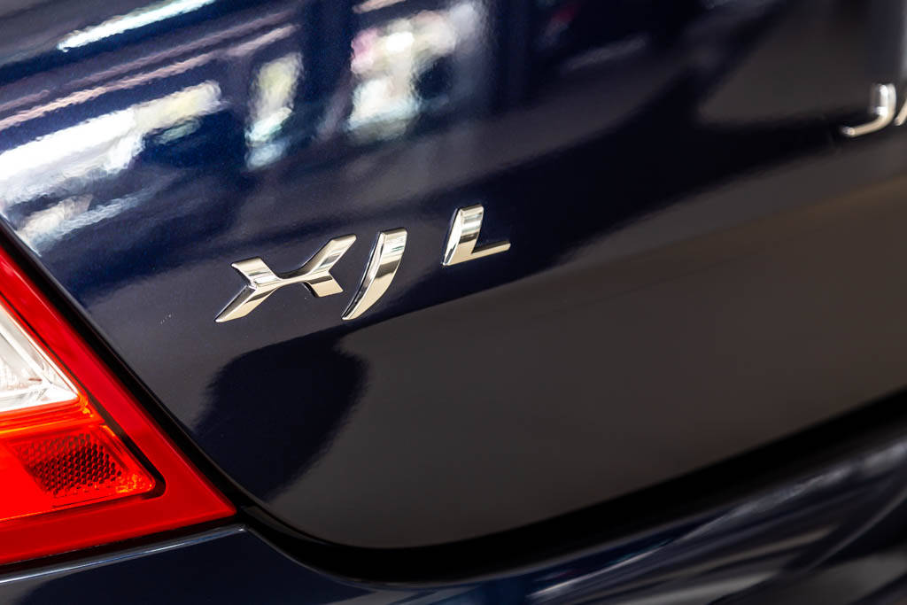 Jaguar XJL Portfolio