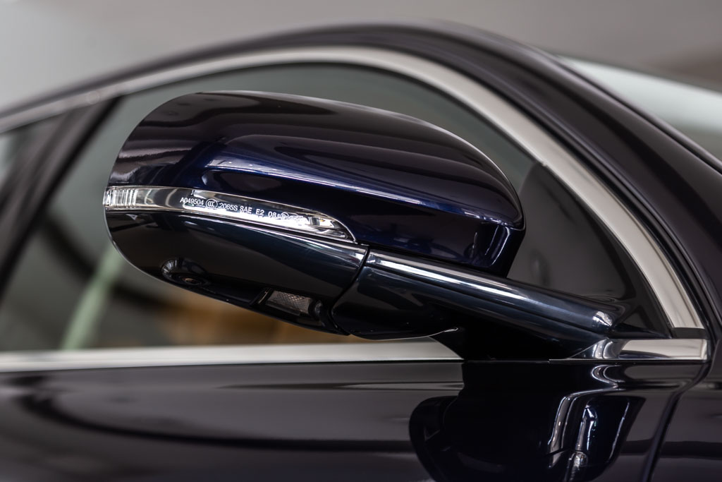 Jaguar XJL Portfolio