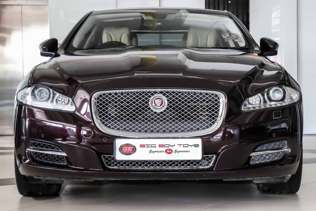 Jaguar XJL Portfolio
