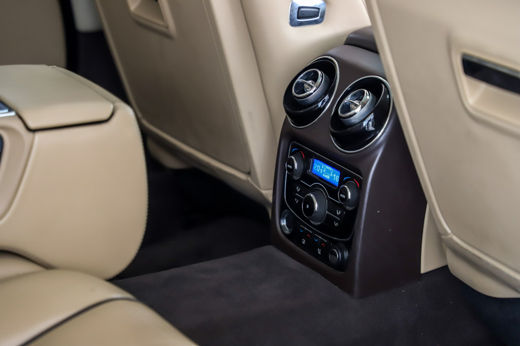 Jaguar XJL Portfolio