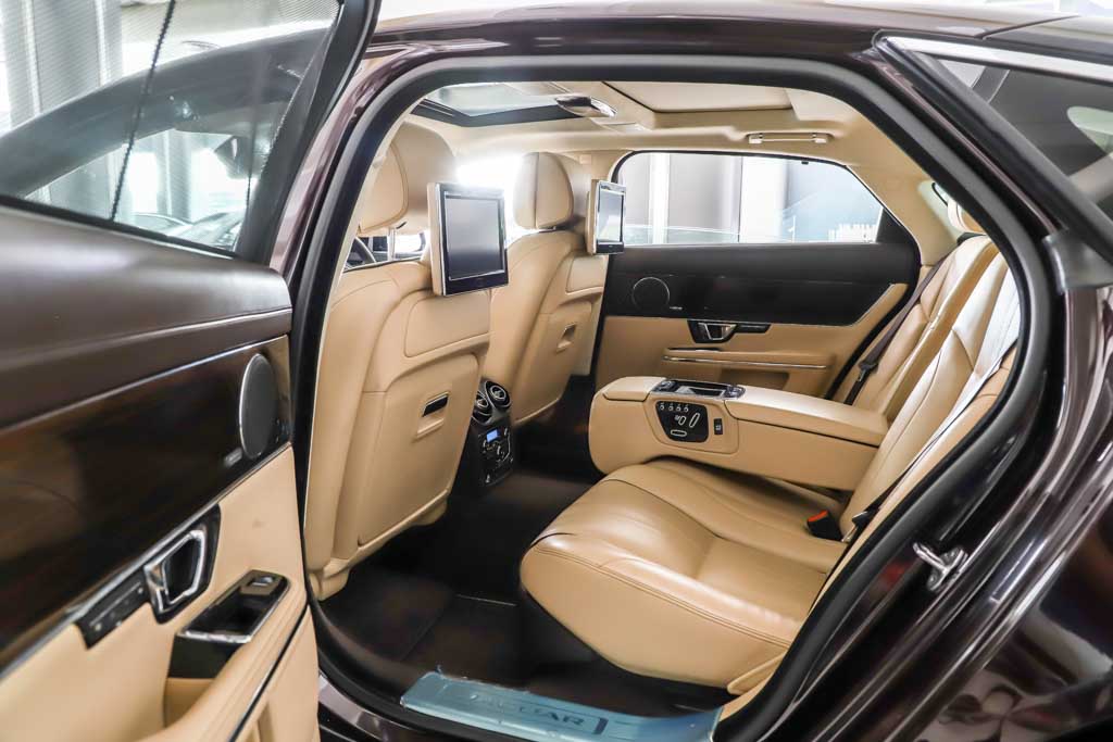 Jaguar XJL Portfolio