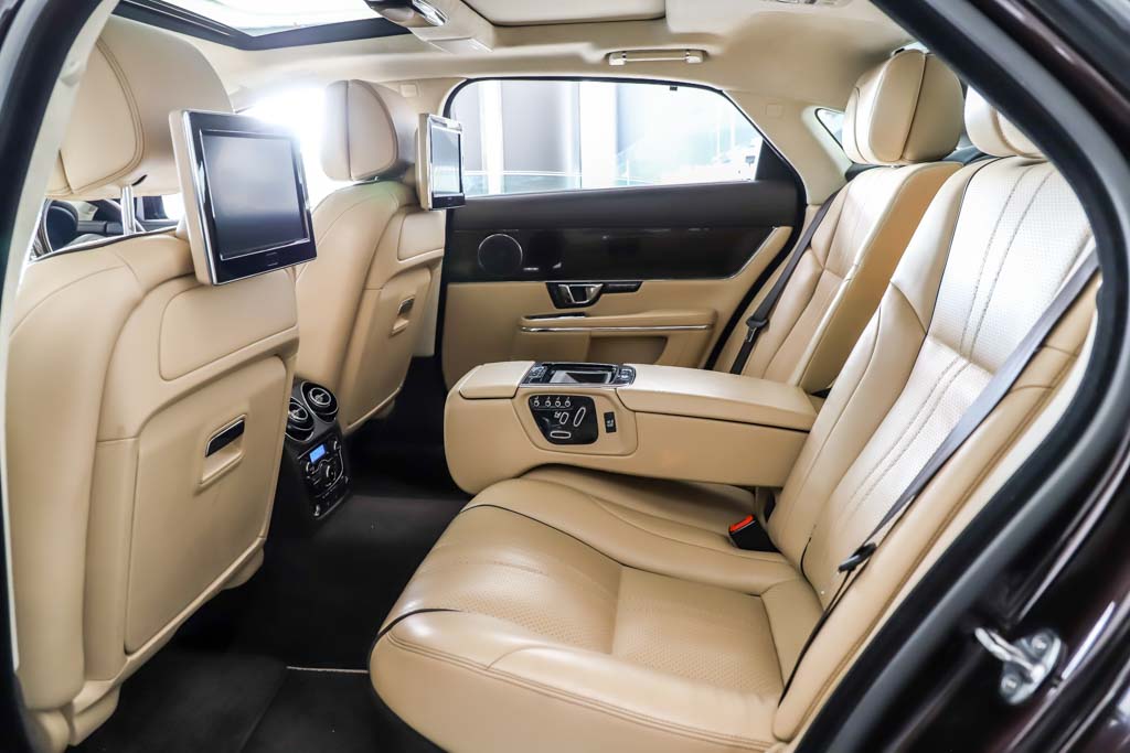 Jaguar XJL Portfolio