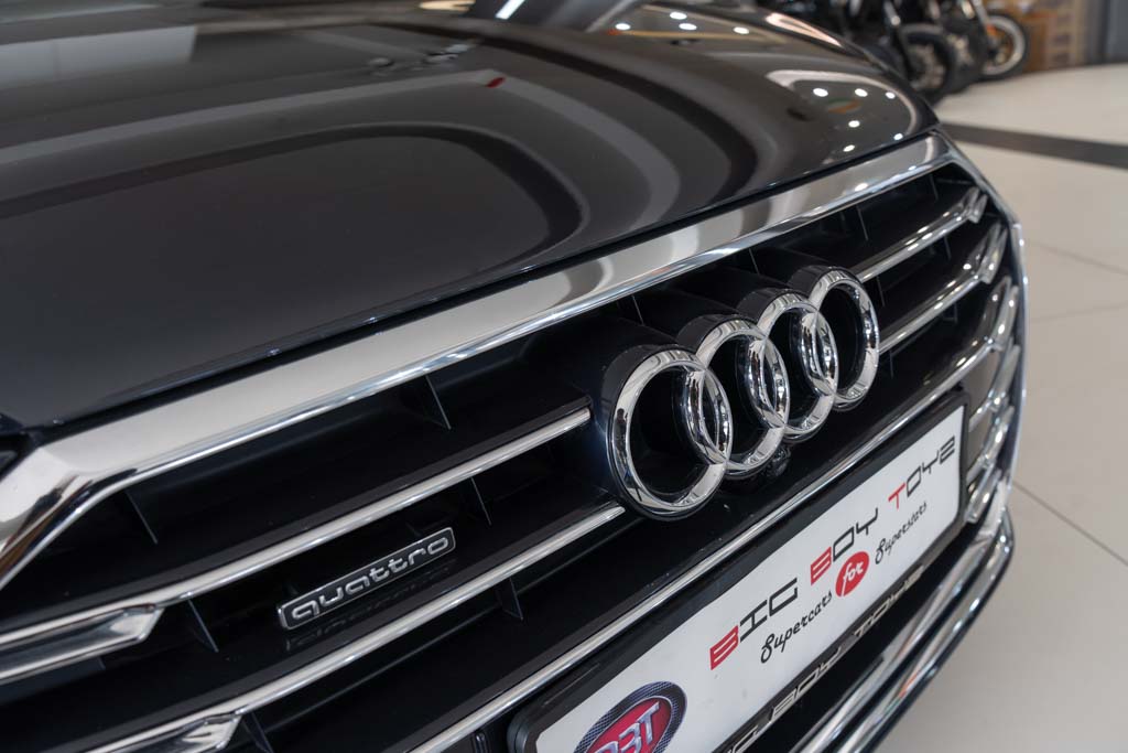 Audi A8L 55 TFSI Quattro