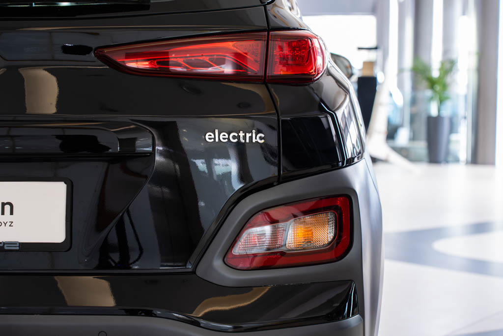 HYUNDAI KONA ELECTRIC PREMIUM