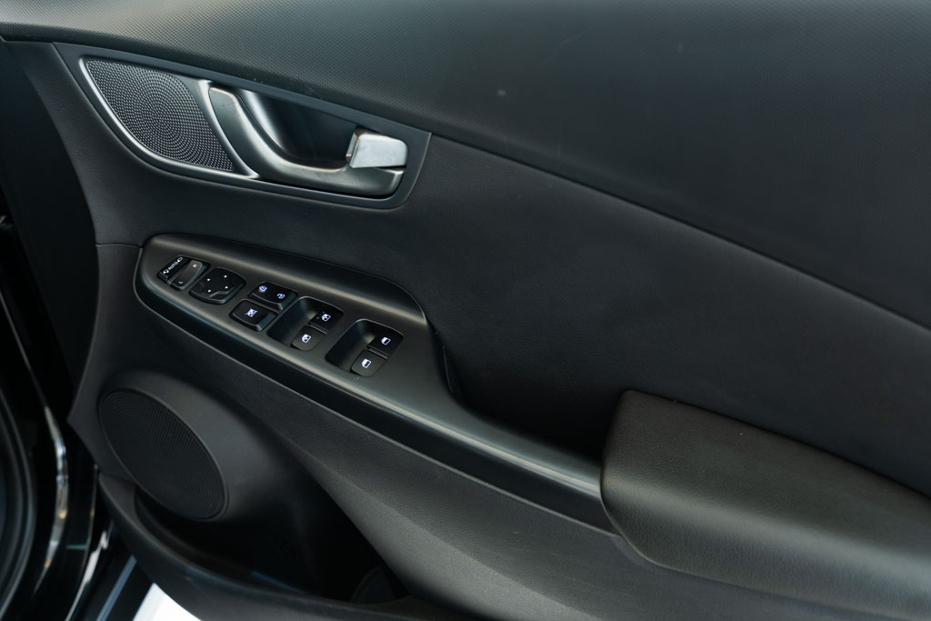 HYUNDAI KONA ELECTRIC PREMIUM