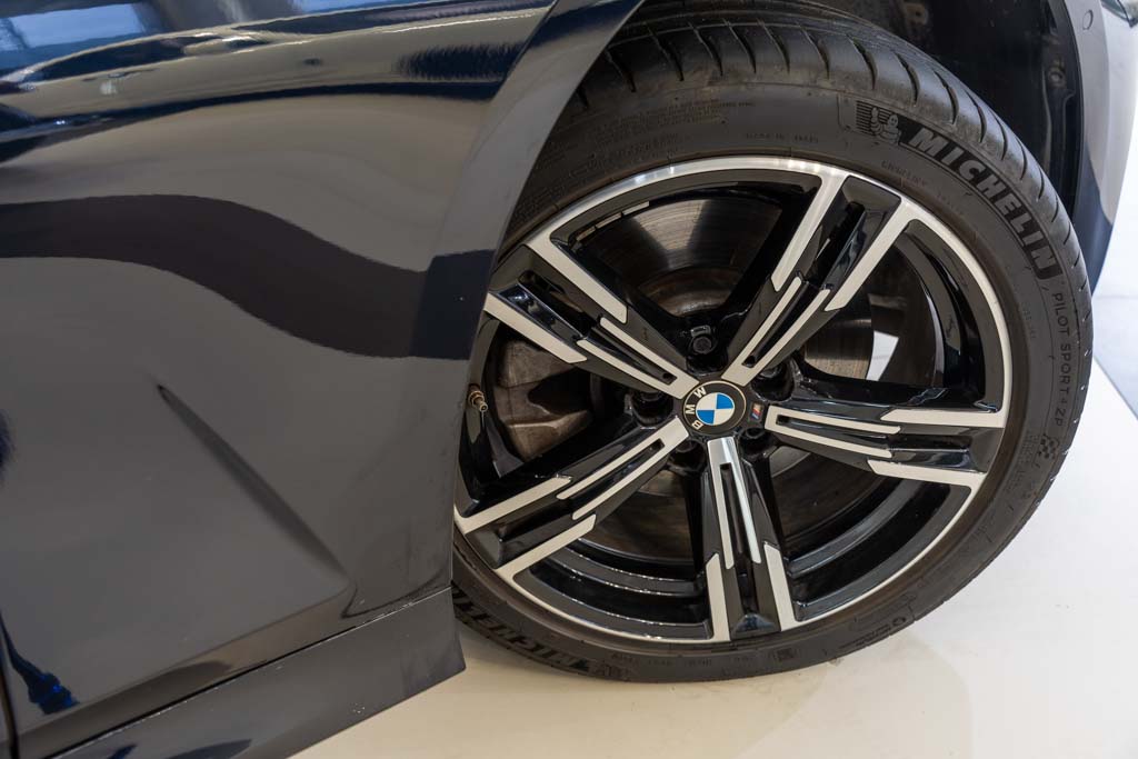 BMW 330LI GRAN M SPORT