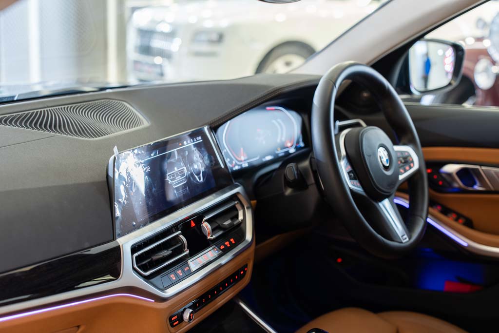 BMW 330LI GRAN M SPORT